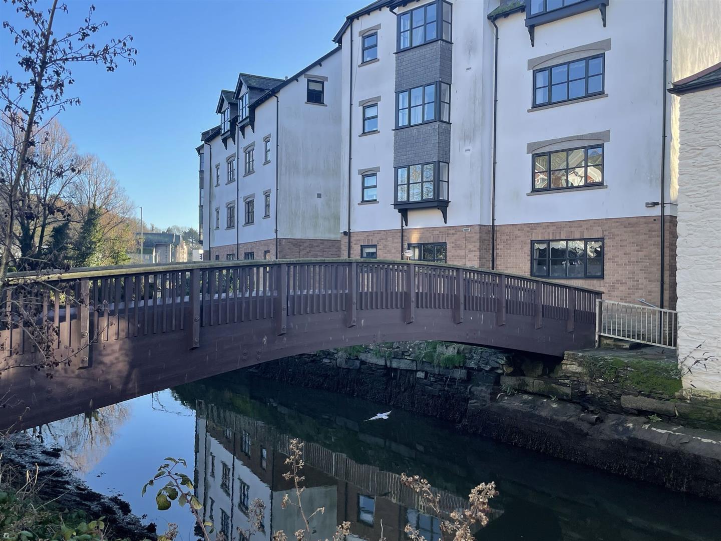 2 bed property in Enys Quay, Truro